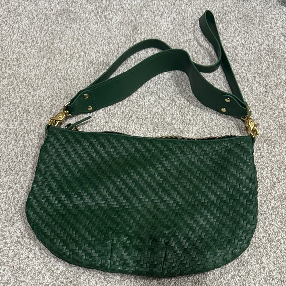 Clare V Moyen Messenger - Picture 2 of 6